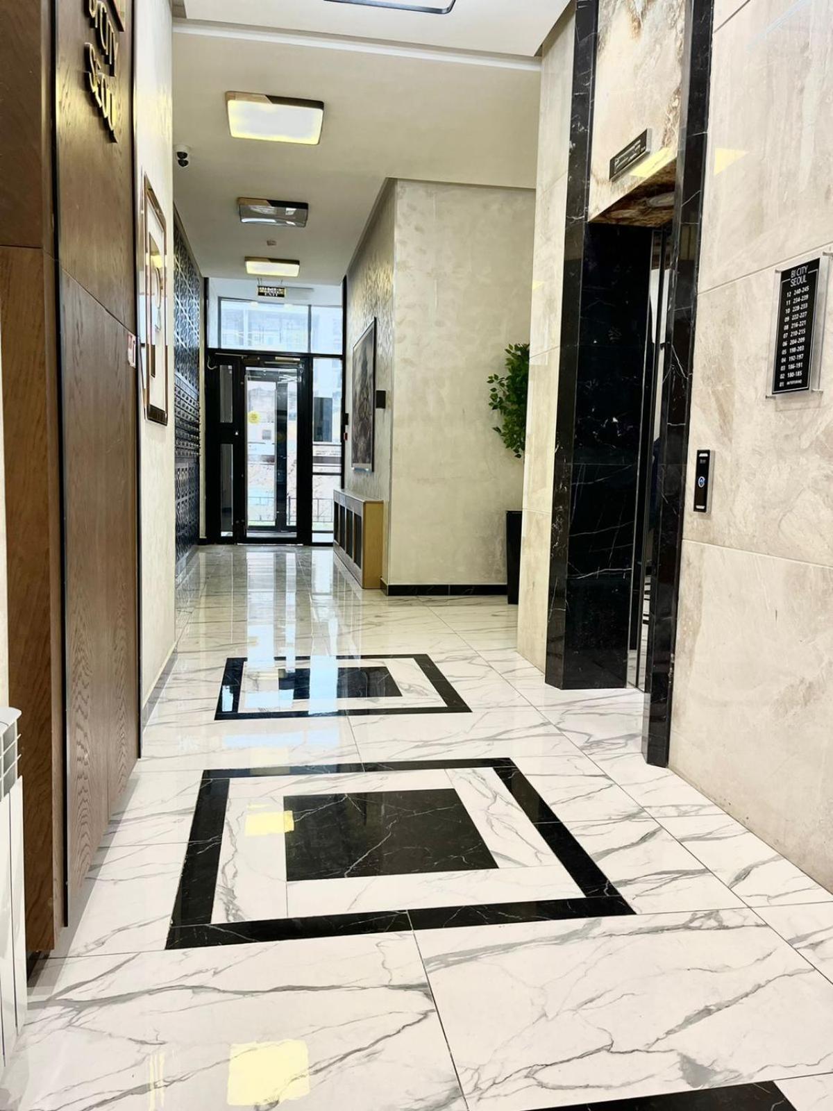 Raisson Aparthotel H346 Хан Шатыр 아스타나 외부 사진